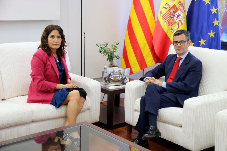 Catalan presidency minister Laura Vilagrà and Spanish presidency minister Félix Bolaños (by Roger Pi de Cabanyes)